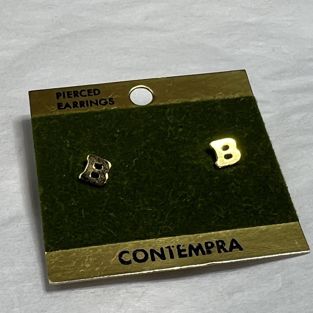 Vintage letter B Contempra Stud Gold Earrings Monogram NOS - Picture 2 of 4